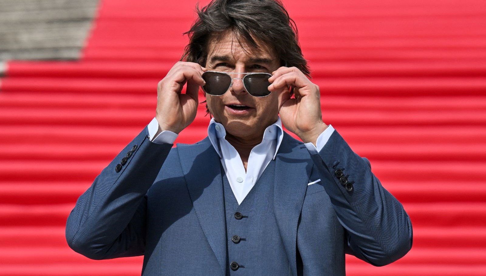 Tom Cruise Onur Nişanı’na layık görüldü