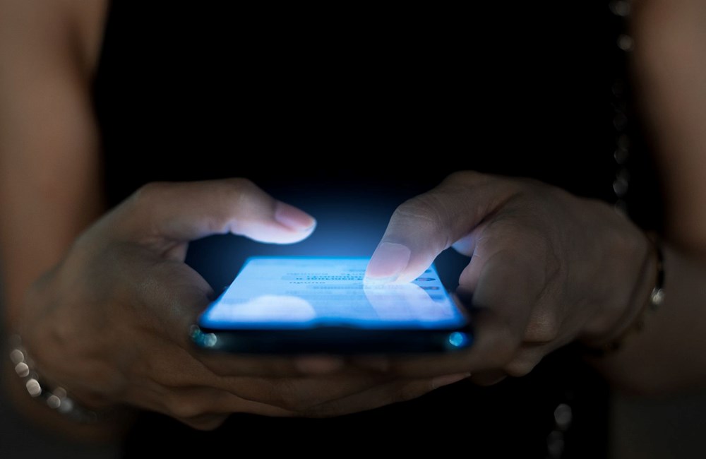 Cep Telefonu Kullanımı ve Beyin Kanseri Riski: Yeni Araştırma Sonuçları