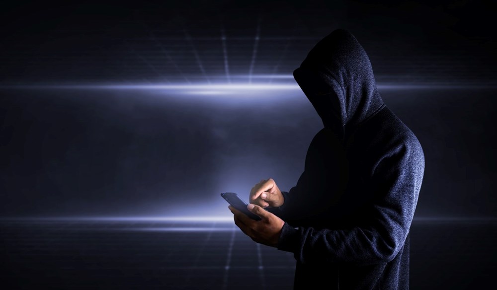Telefonlarımız Bizi Dinliyor mu?