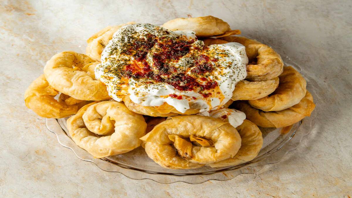 Yufka ile hazırlanan pratik mantı: Sosyete mantısı