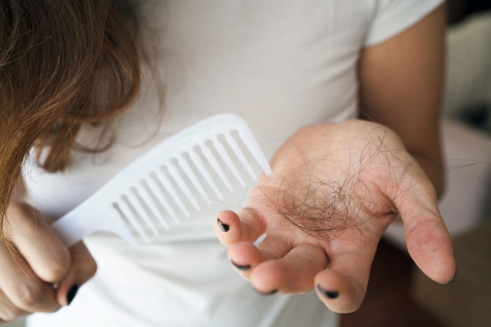 Erken Yaşlarda Saç Dökülmesi: Prematür Androjenik Alopesi