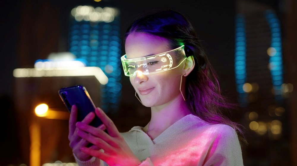 Matrix ve Simülasyon Teorisi: Gerçekten Bir Simülasyonda Mı Yaşıyoruz?