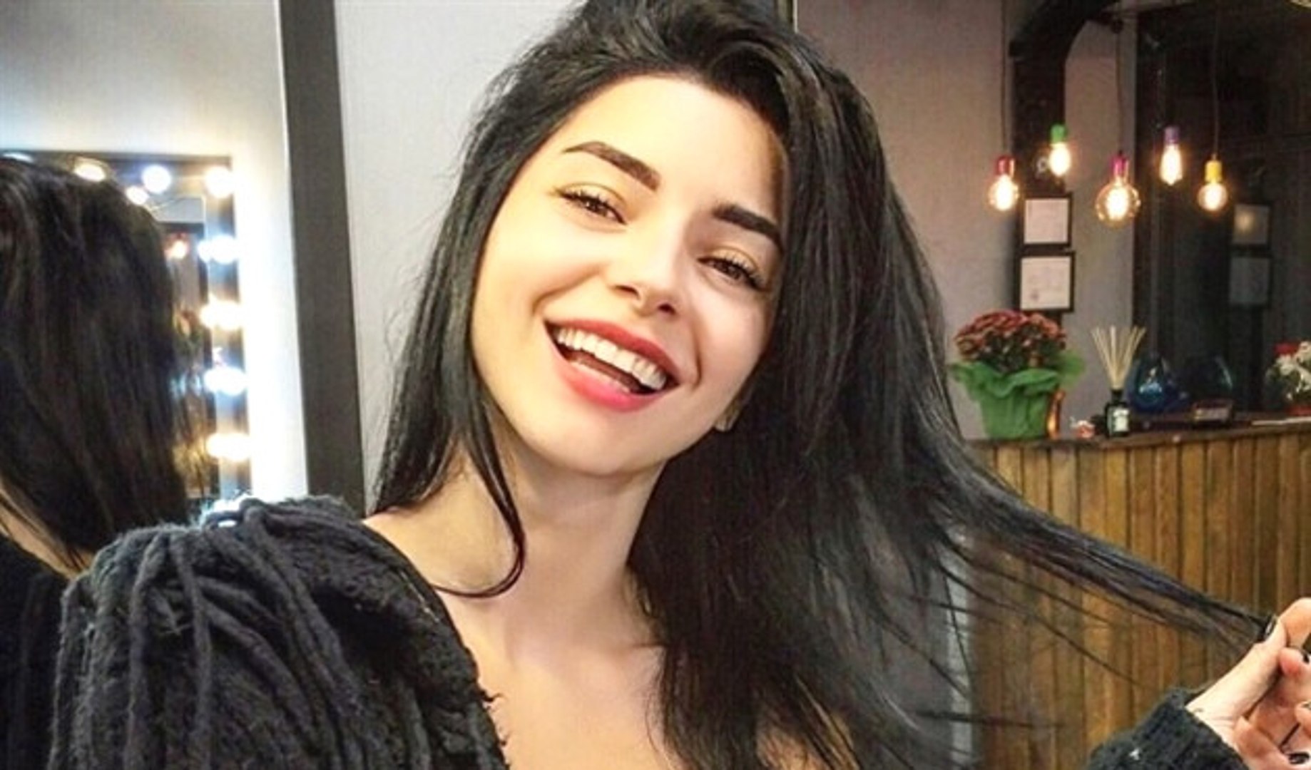 Merve Boluğur tatilden paylaştı