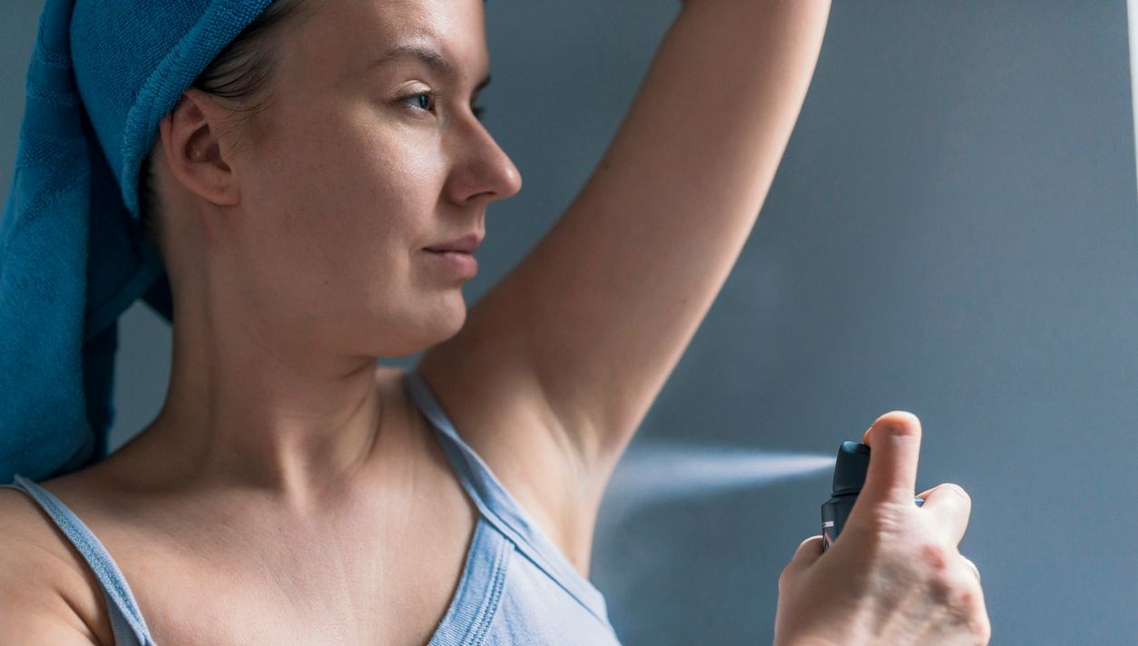 Deodorant kullanmak zararlı mı?