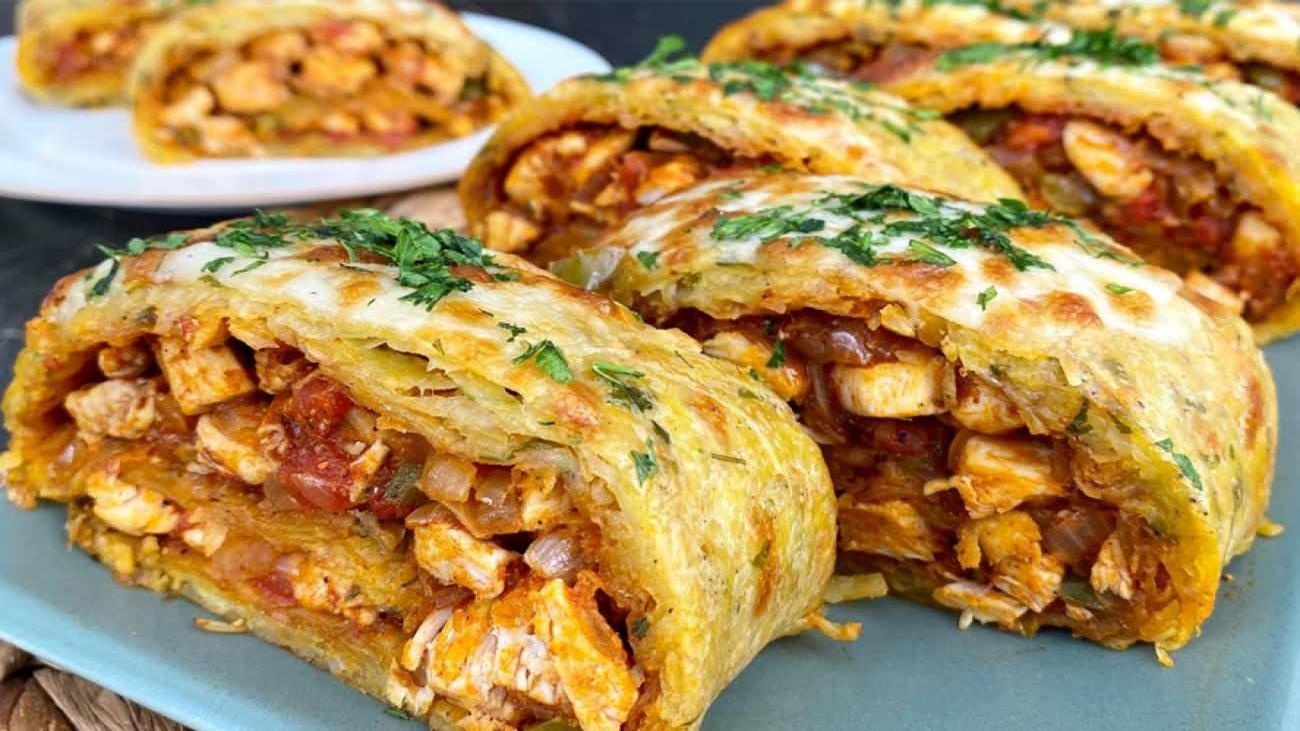 Fırında patatesli tavuk sarması