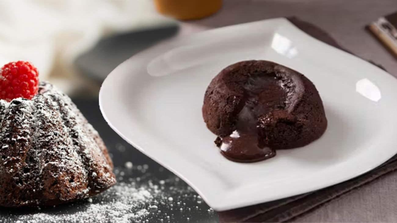 Dakikalar içinde hazır ‘volkan kek’ tarifi!