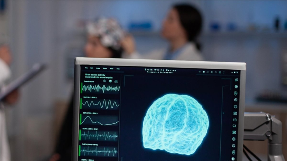 İnsan beyni 32 yaşına kadar ergenlik döneminde