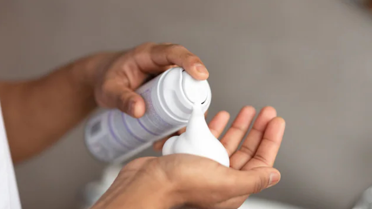 Tıraş köpüğüyle 7 farklı temizlik hilesi