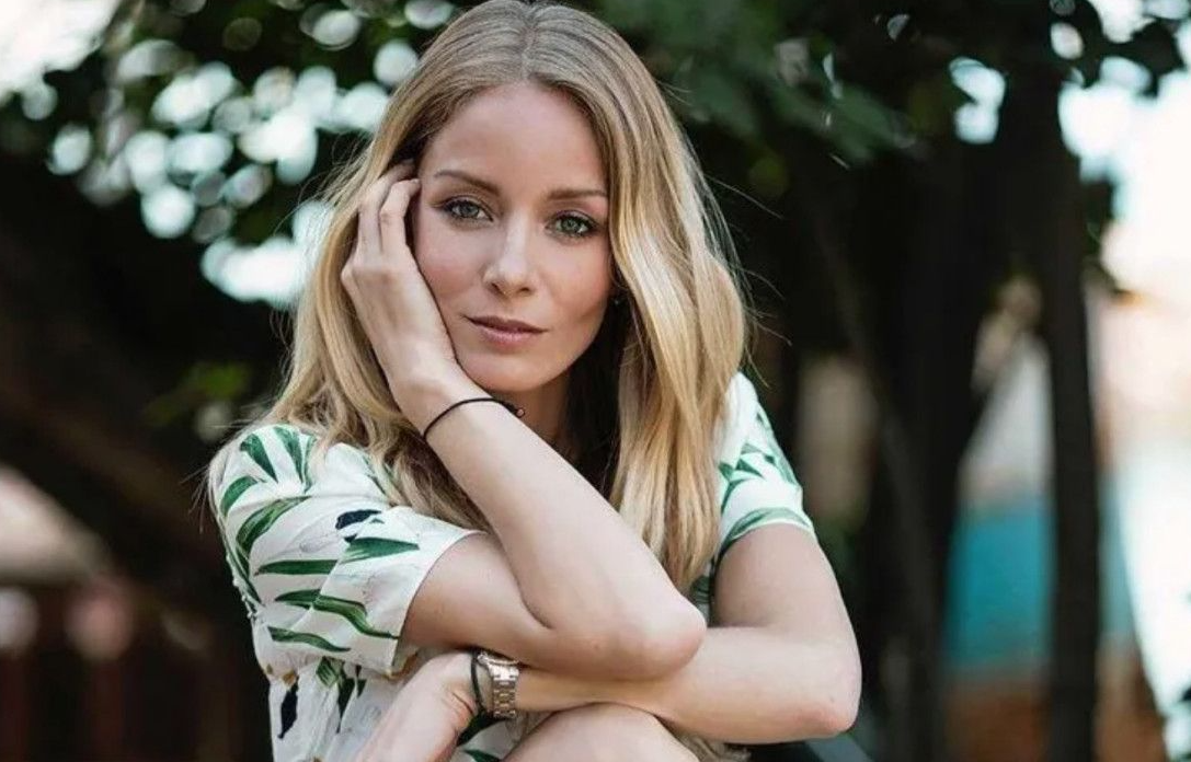 Bade İşçil güzel olmanın zorluklarını anlattı