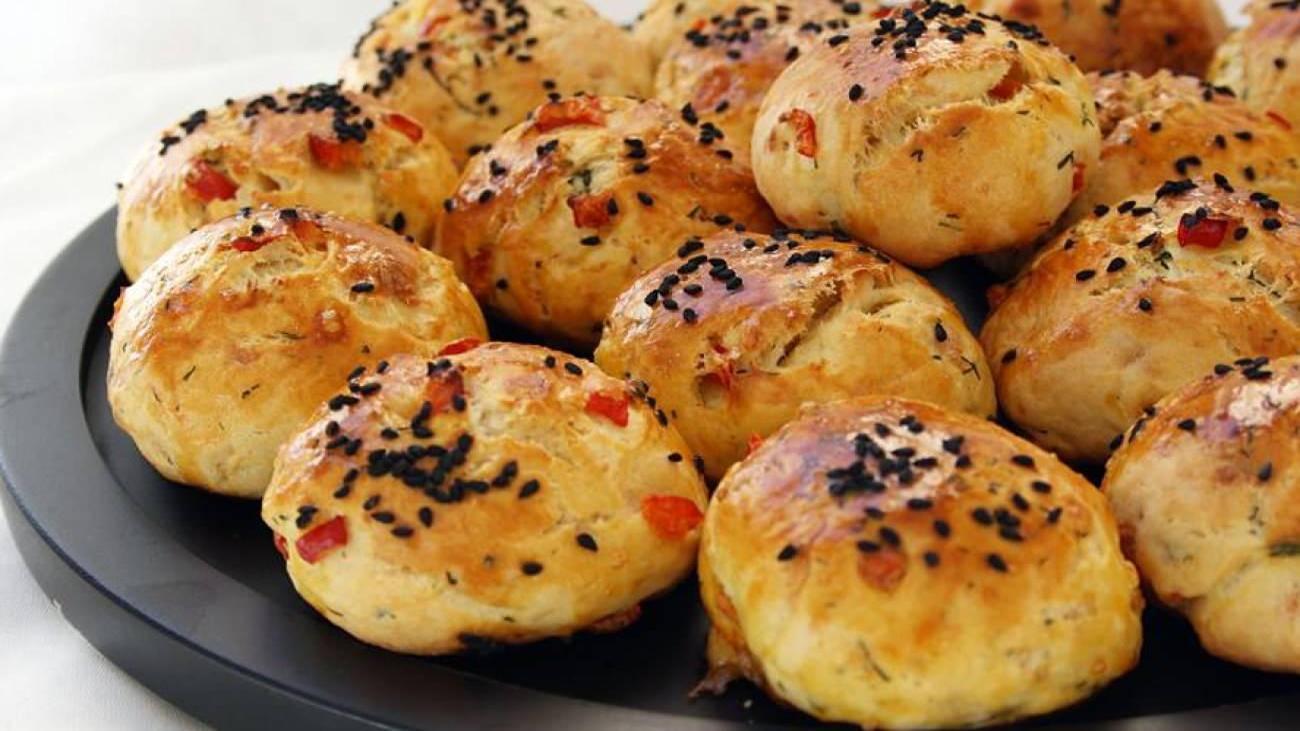 Biberli dereotlu poğaça tarifi!