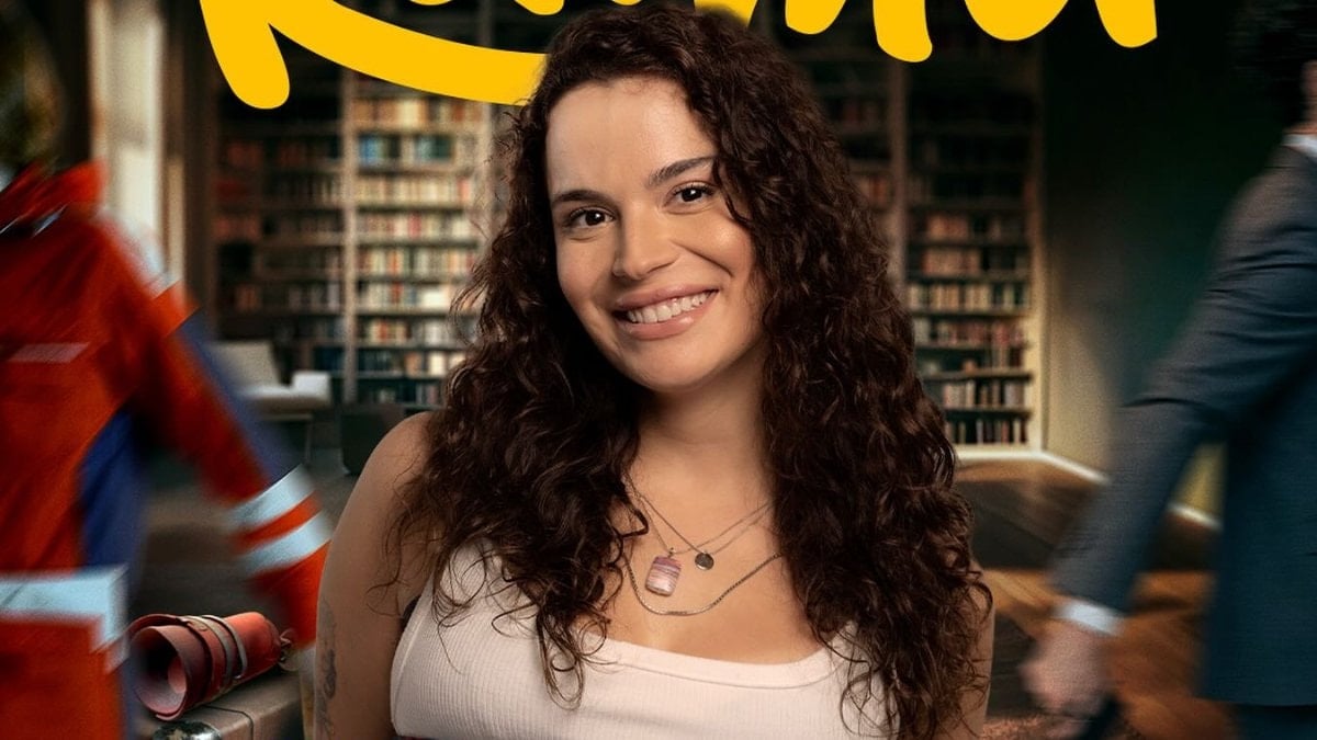 Elbisesini eleştirenlere cevap verdi