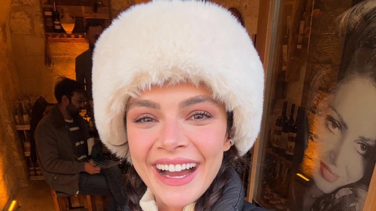 Sinem Ünsal ve Berk Cankat romantizme doymadı