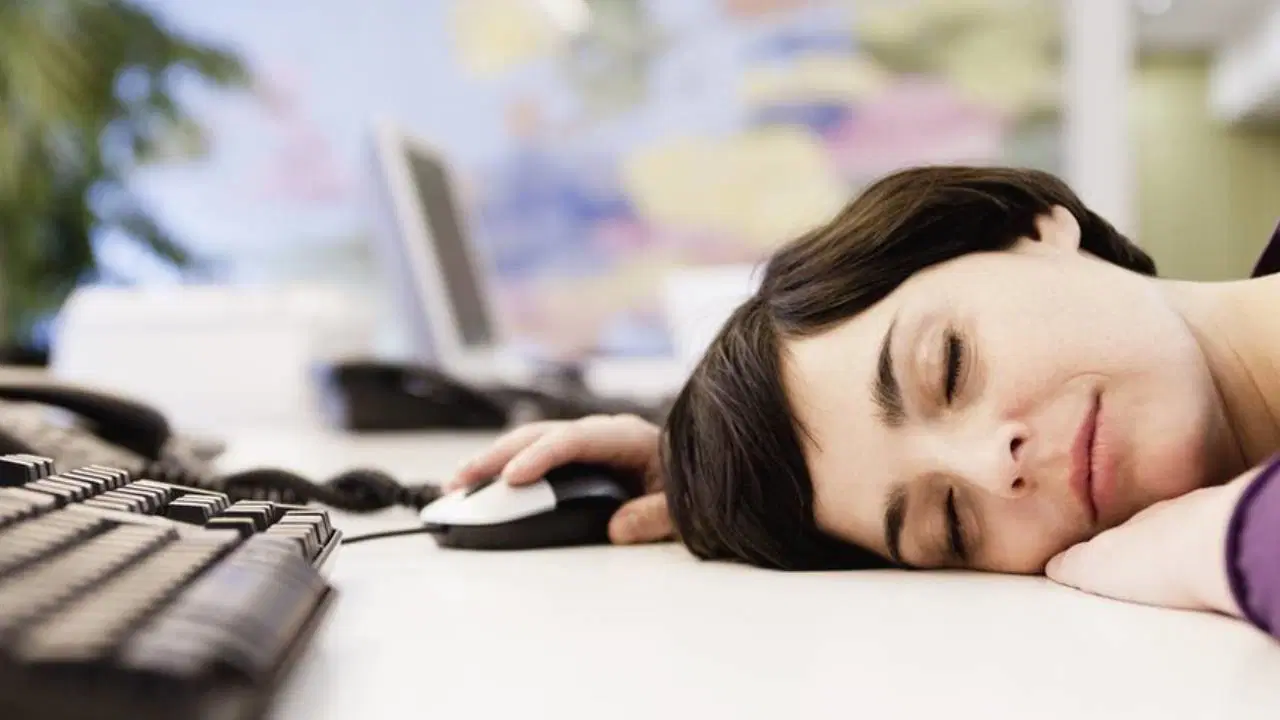 Düzensiz uyku, şeker hastalığına yatkınlığı artırıyor