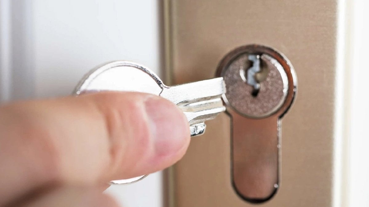 Kırık anahtarı saniyeler içinde çıkaran yöntem