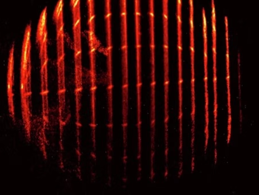 Işık hızı ilk kez fotoğraflandı