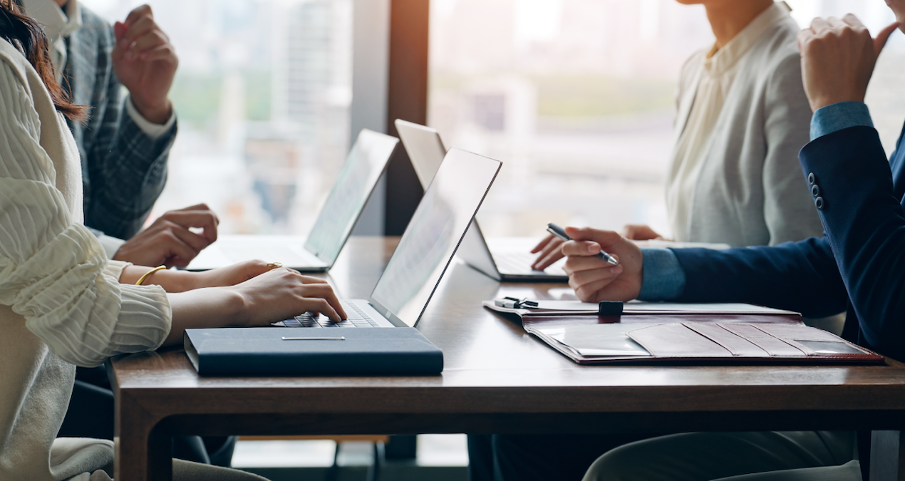 Ofis işinde çalışıyorsanız dikkat etmeniz gereken yedi sağlık sorunu