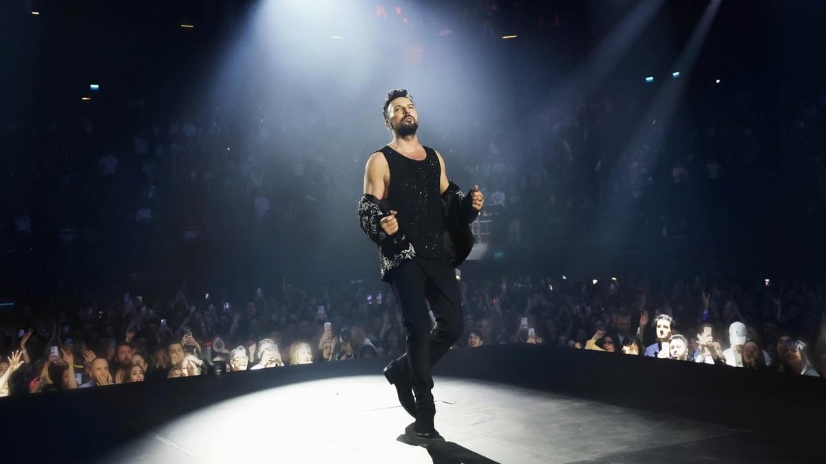 Tarkan’dan konser sonrası paylaşımı!