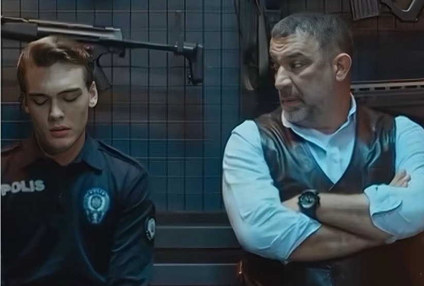 Burak Apak, Arka Sokaklar’da