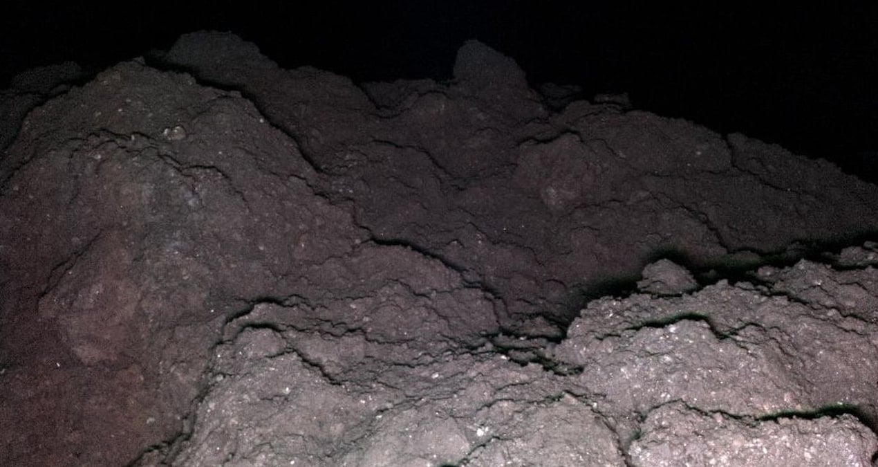 Yaşamın temel yapı taşları uzayda bulundu