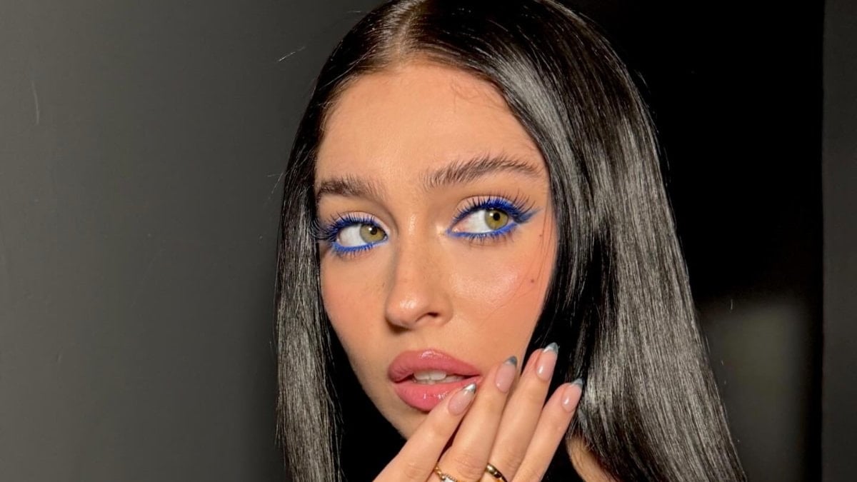 Cemre Baysel’den yeni kareler!