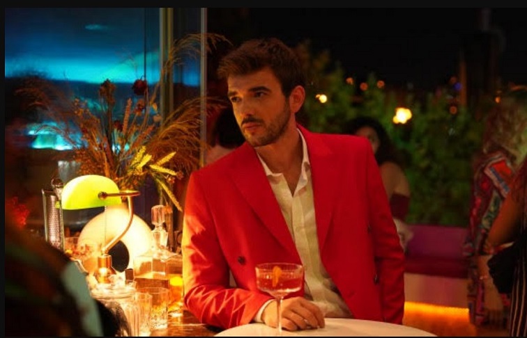 Bursalı oyuncudan memleketine hizmet…