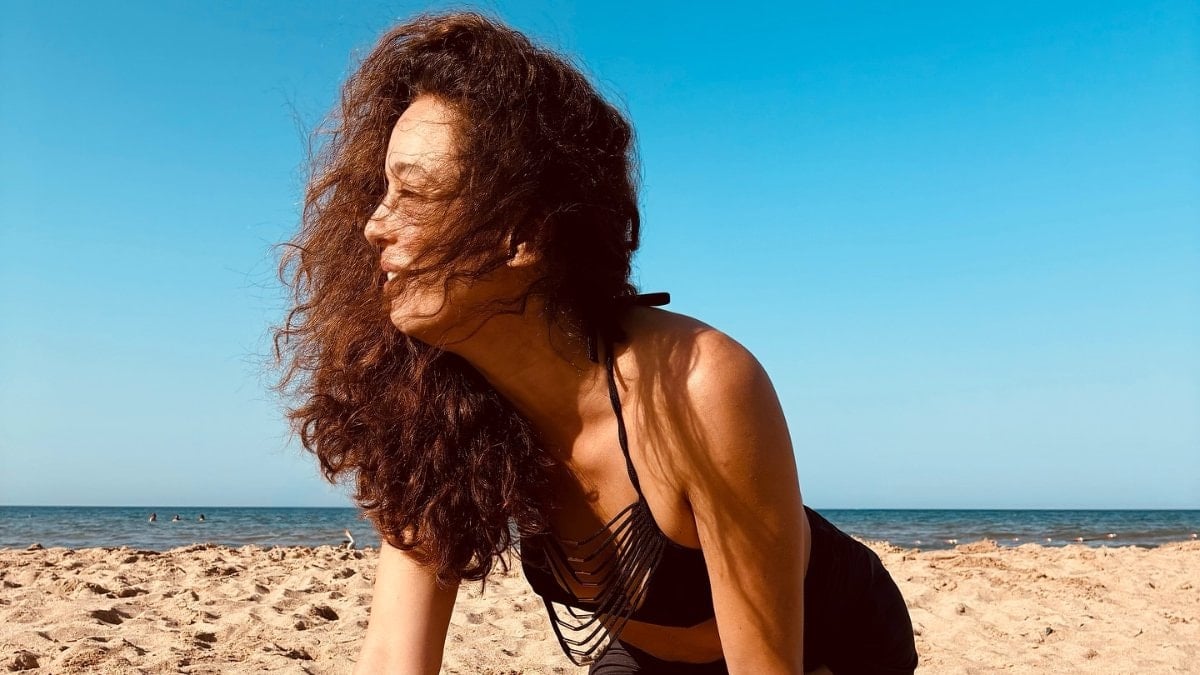 Azra Akın’ı Ebru Gündeş’e benzettiler