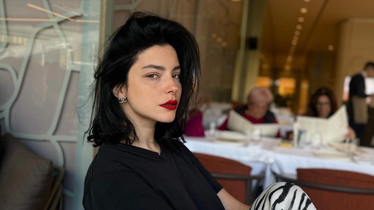 Merve Boluğur kendini anlattı