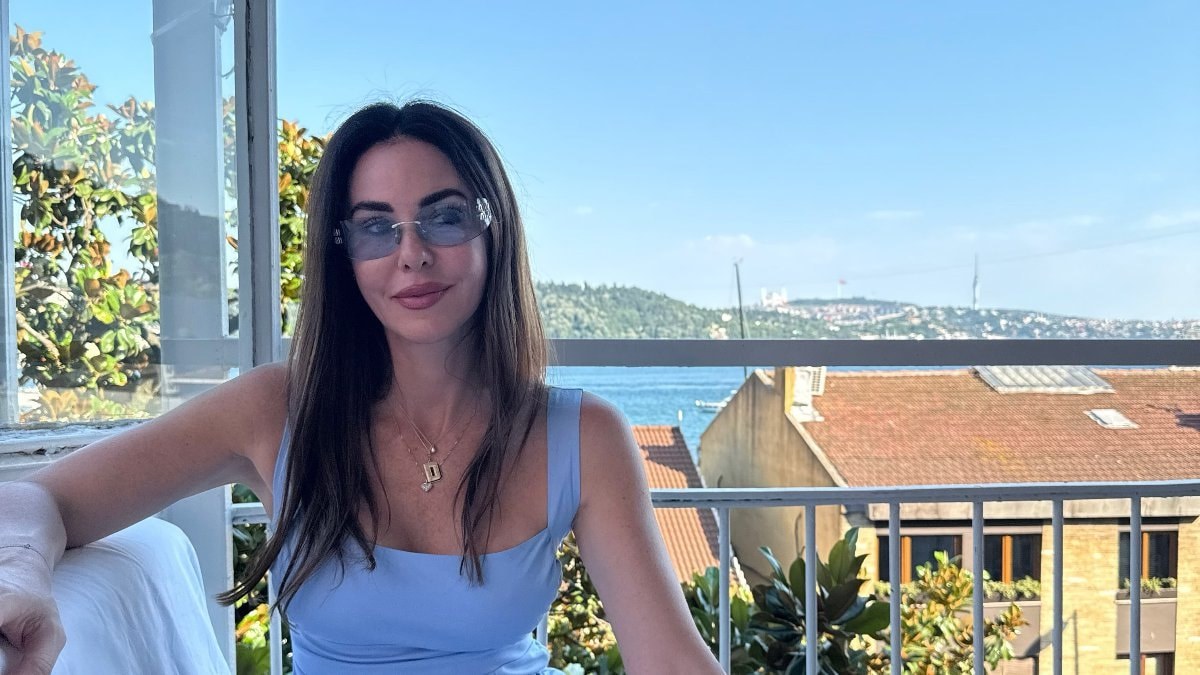Defne Samyeli annesiyle dalga geçenlere cevap verdi