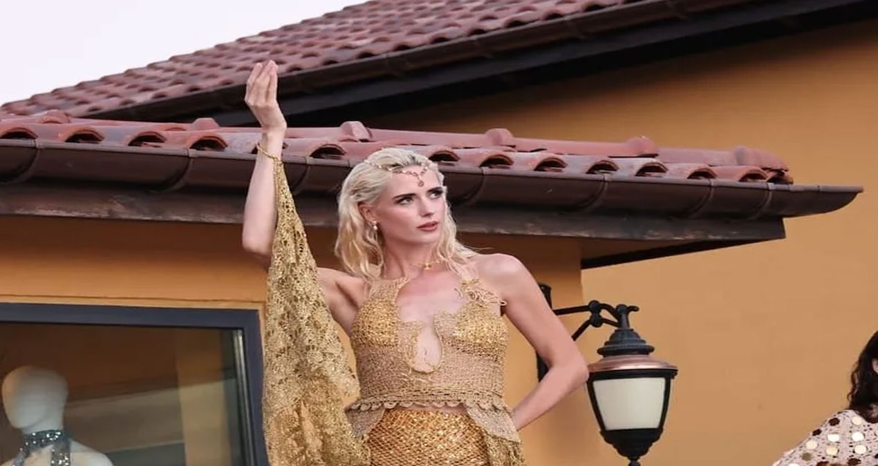 Wilma Elles’in kıyafetin bedeli dudak uçuklattı