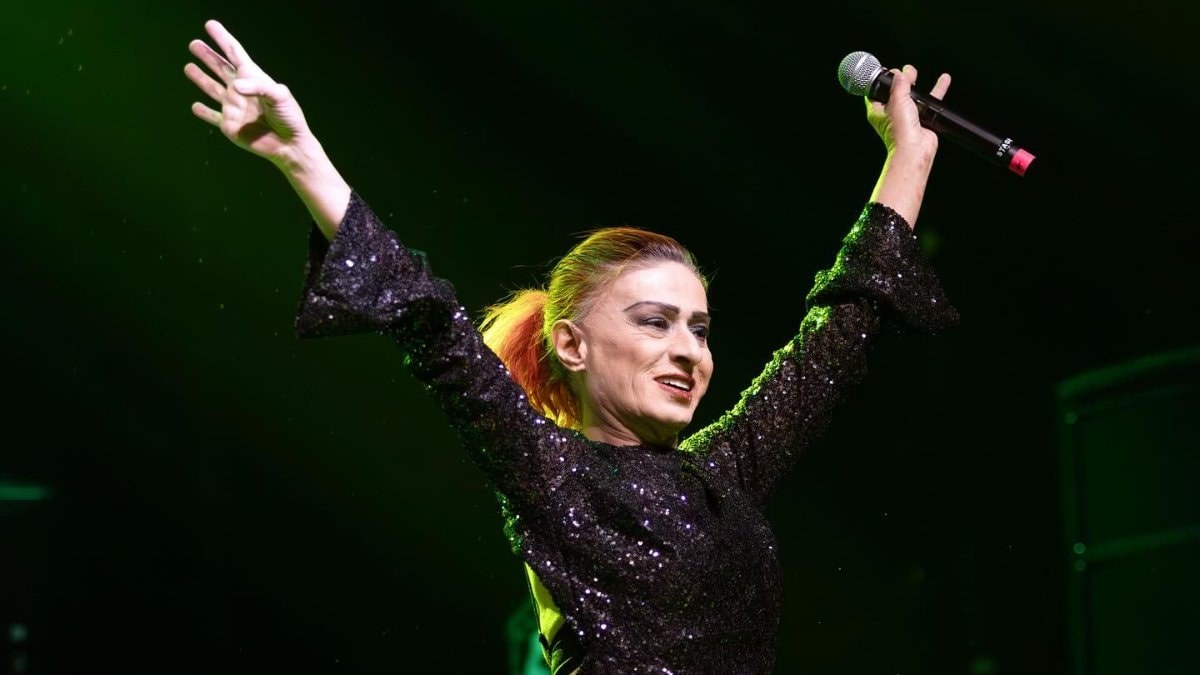 Yıldız Tilbe güvenlik görevlisine sinirlendi