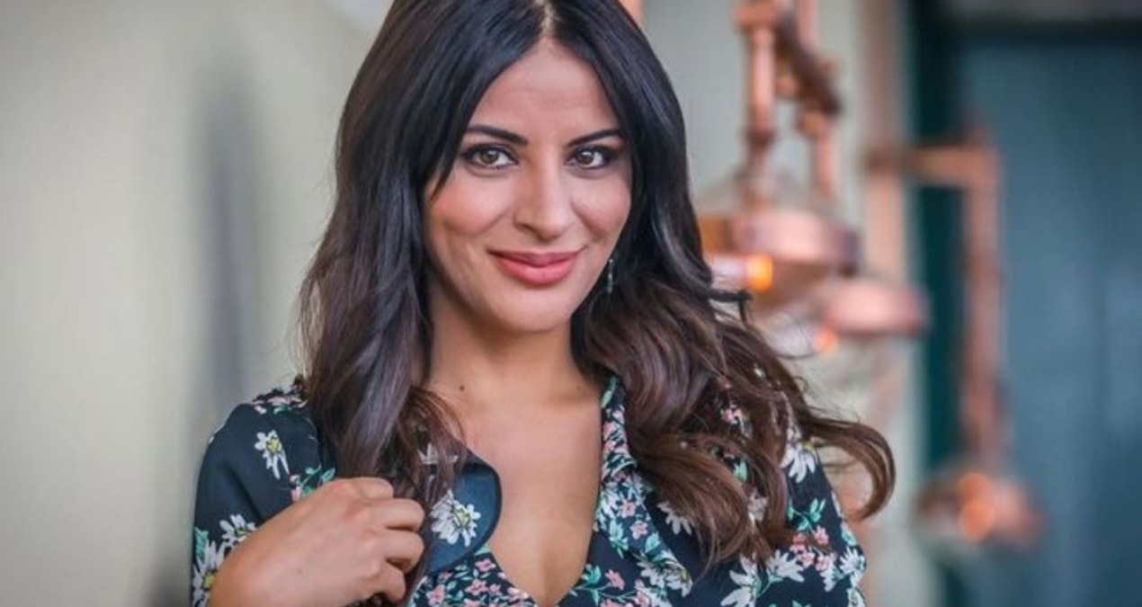 Zara yeniden öğrenci oldu