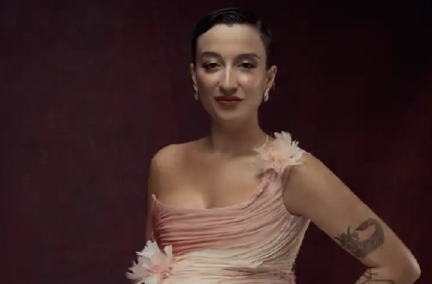 Melike Şahin listeleri alt üst etti!